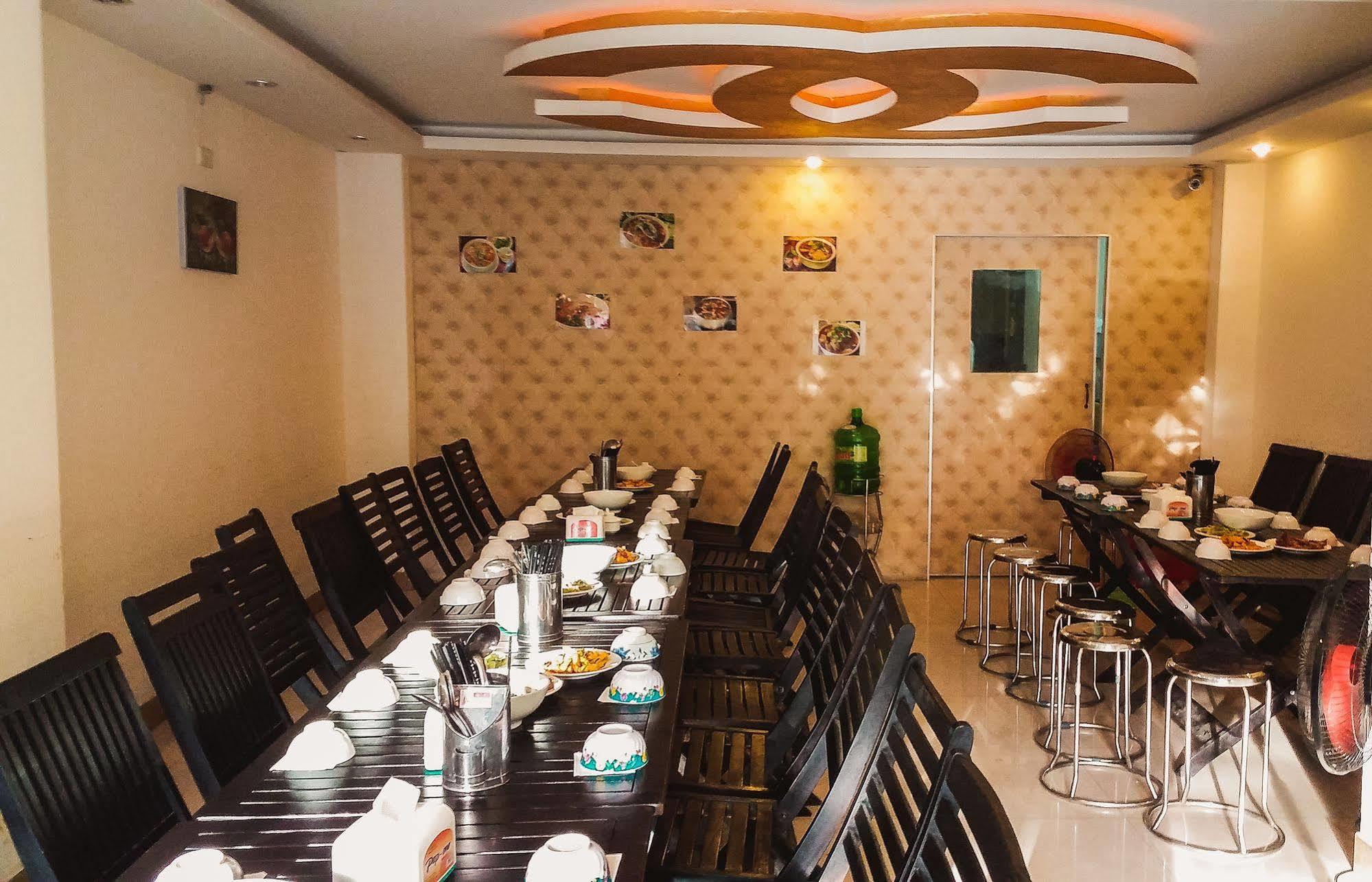 דה נאנג Oc Tien Sa Hotel מראה חיצוני תמונה